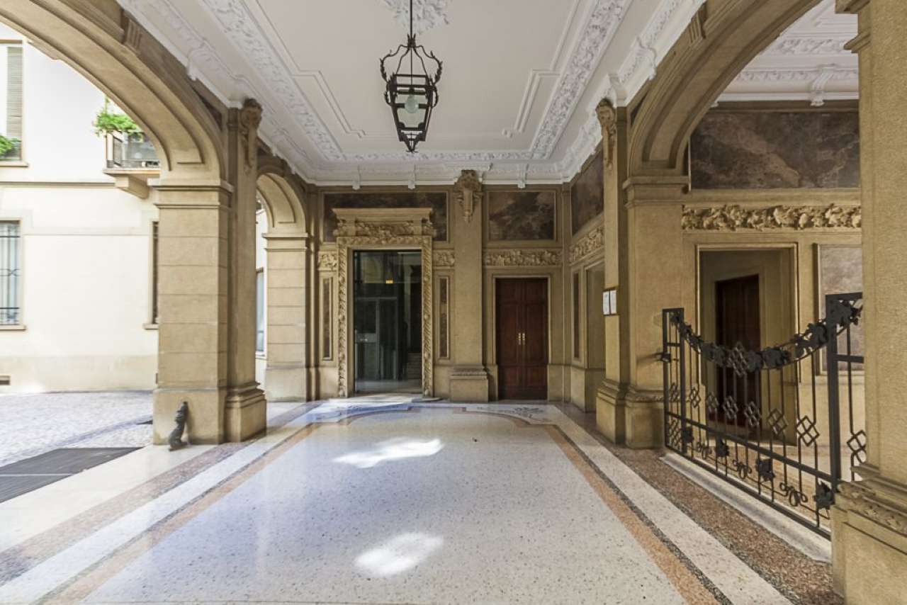 Appartamento MILANO vendita  CENTRO STORICO Pietro Maestri UBH Real Estate Porta Romana Agency