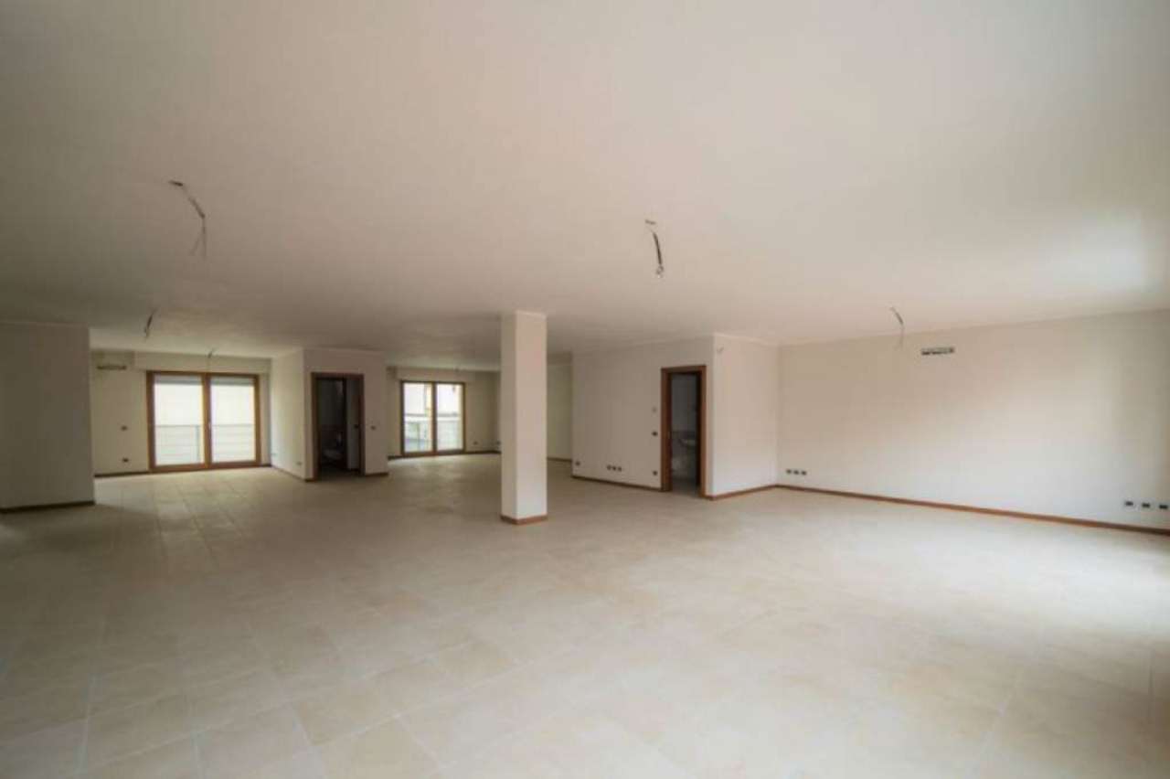 Ufficio - Loc.Com. BERGAMO vendita   via ghislanzoni Rizzetti Immobiliare