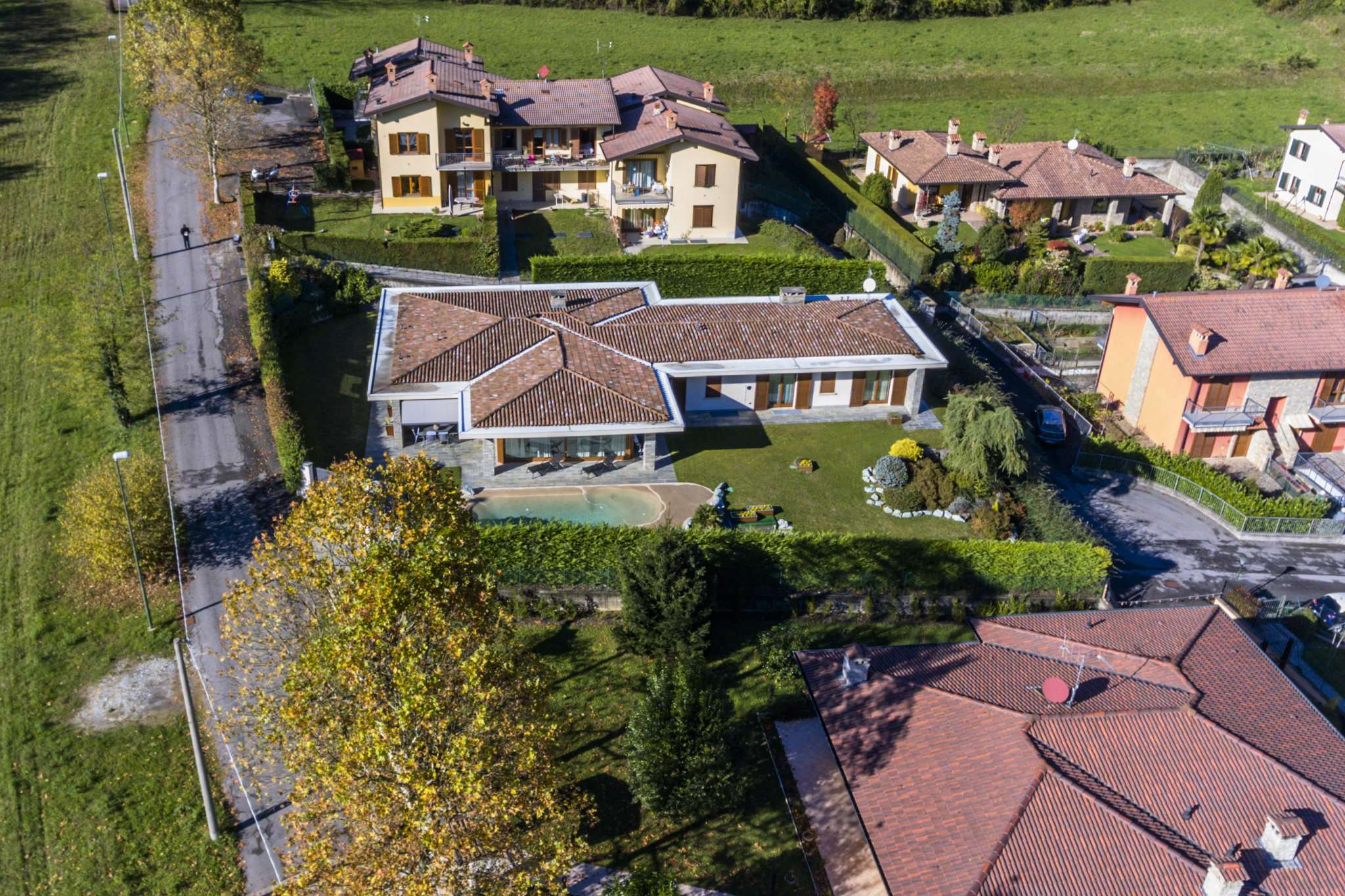 Villa SPINONE AL LAGO vendita   via tuf 8 Rizzetti Immobiliare