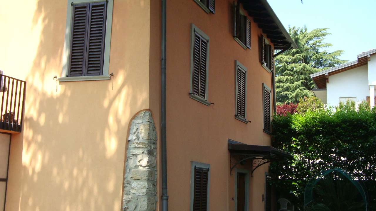 Villa RANICA vendita   Via Trieste Rizzetti Immobiliare