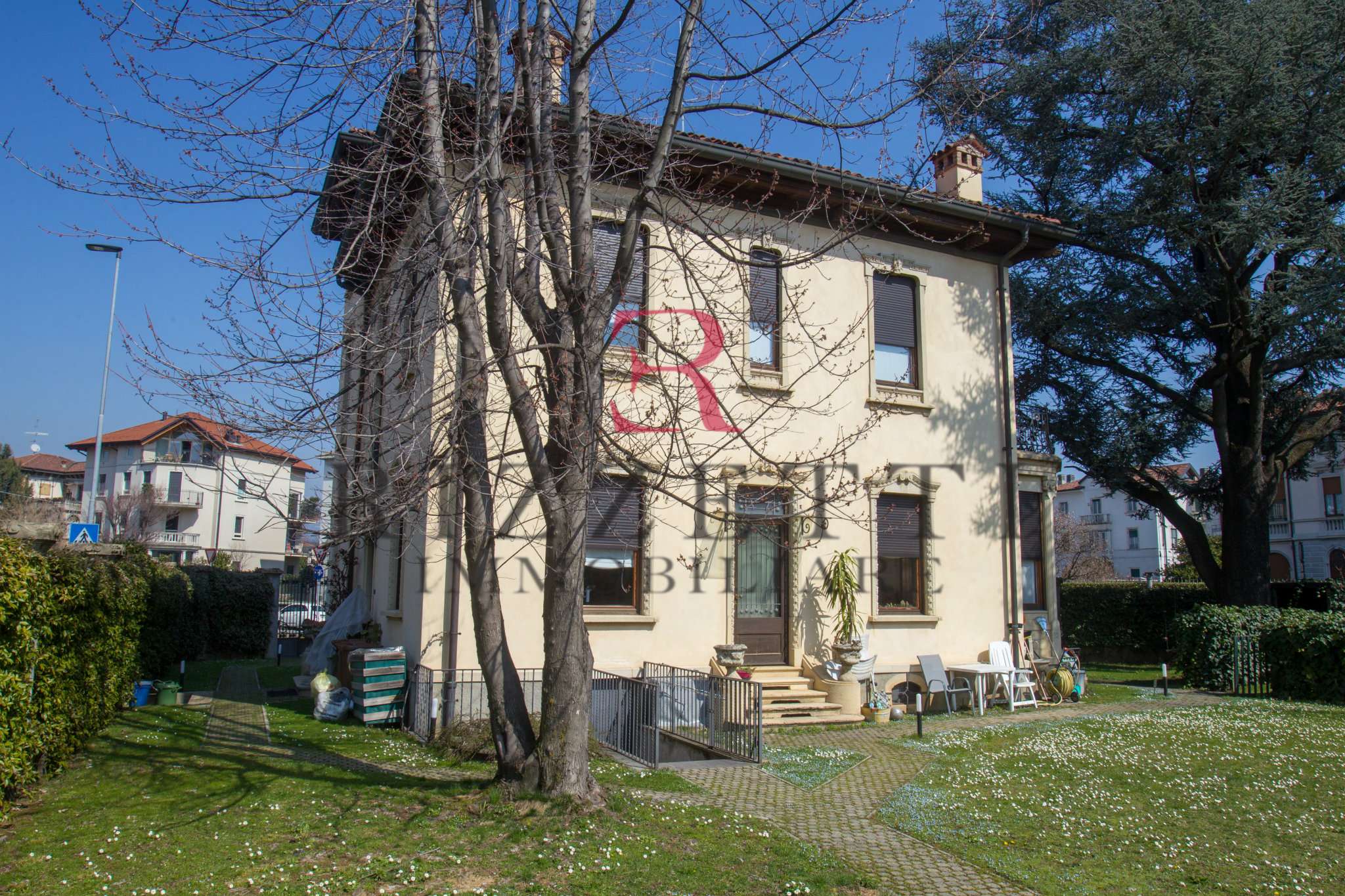 Villa BERGAMO vendita   via da Calepio Rizzetti Immobiliare