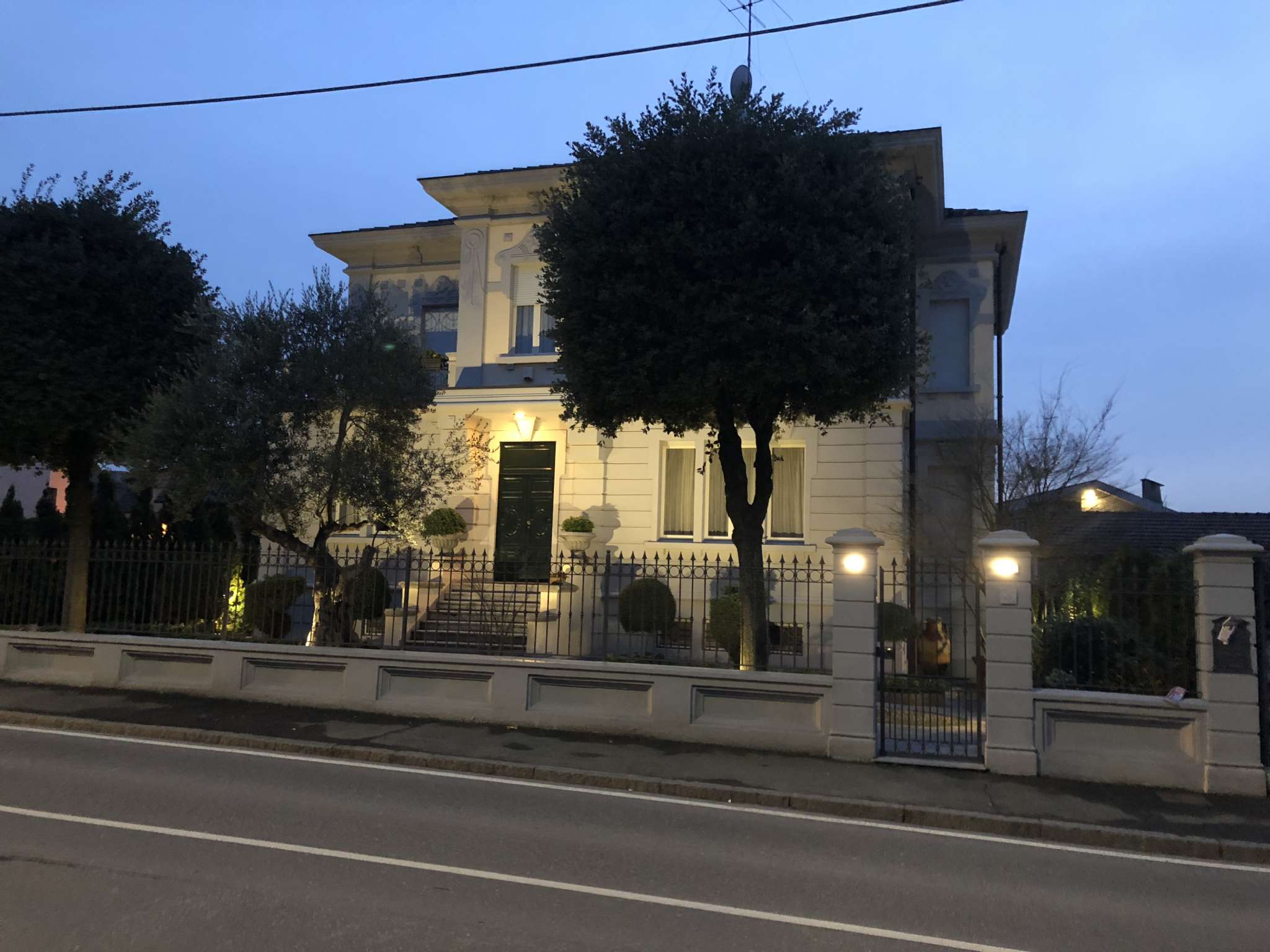 Villa BRONI vendita   Roma PIRCHIOIMMOBILI