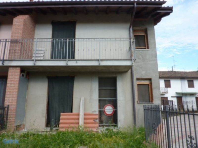  mortara vendita quart:  mortara immobiliare srls