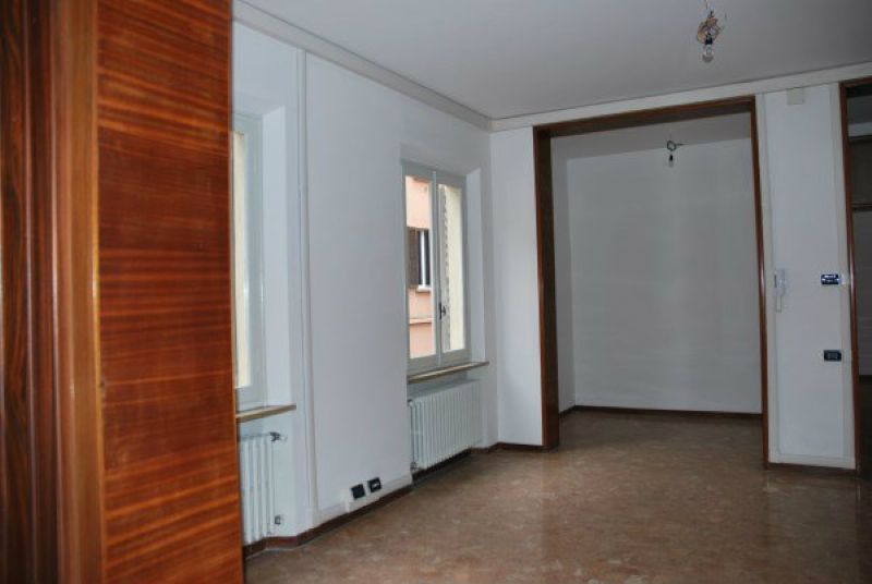 Ufficio - Loc.Com. MODENA affitto  CENTRO Gherarda IMMOBILIARE 3M
