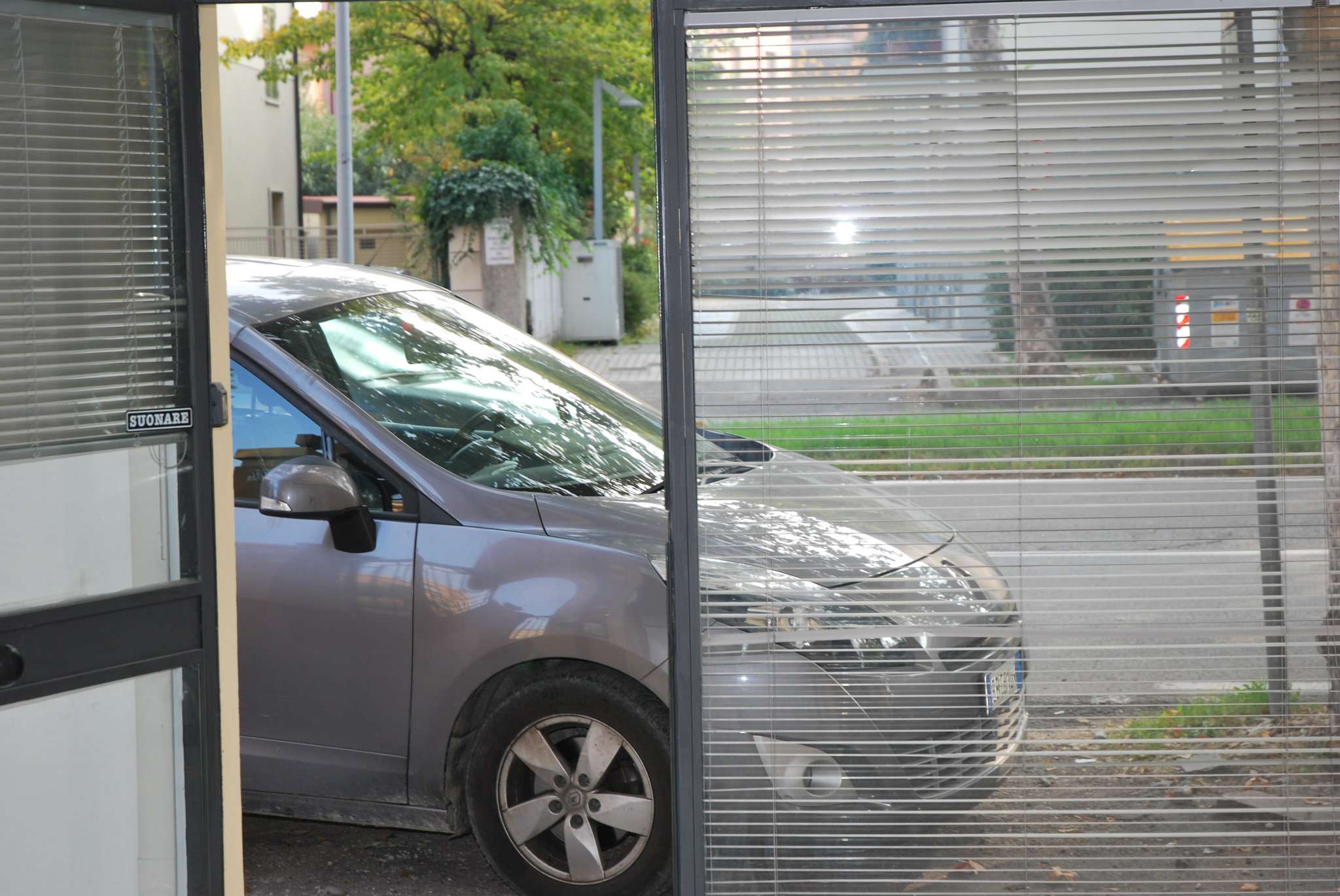 Negozio - Loc.Com. MODENA affitto  BUON PASTORE AMENDOLA IMMOBILIARE 3M