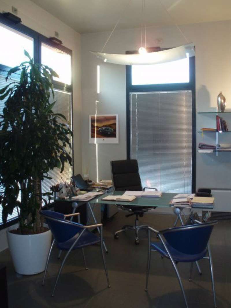 Negozio - Loc.Com. MODENA vendita  SAN FAUSTINO  IMMOBILIARE 3M
