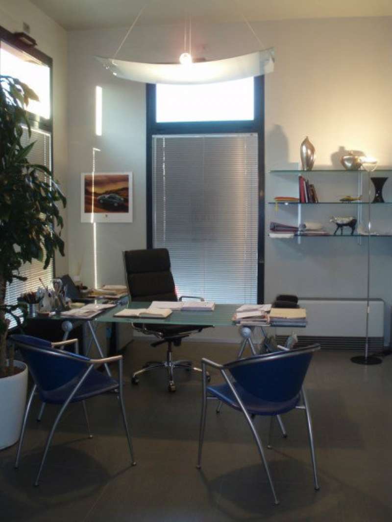 Negozio - Loc.Com. MODENA vendita  SAN FAUSTINO  IMMOBILIARE 3M