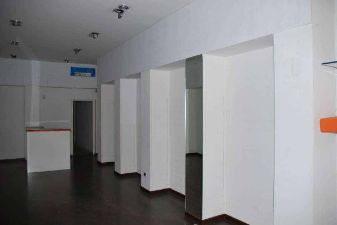 Negozio - Loc.Com. MODENA affitto  CENTRO SELMI IMMOBILIARE 3M