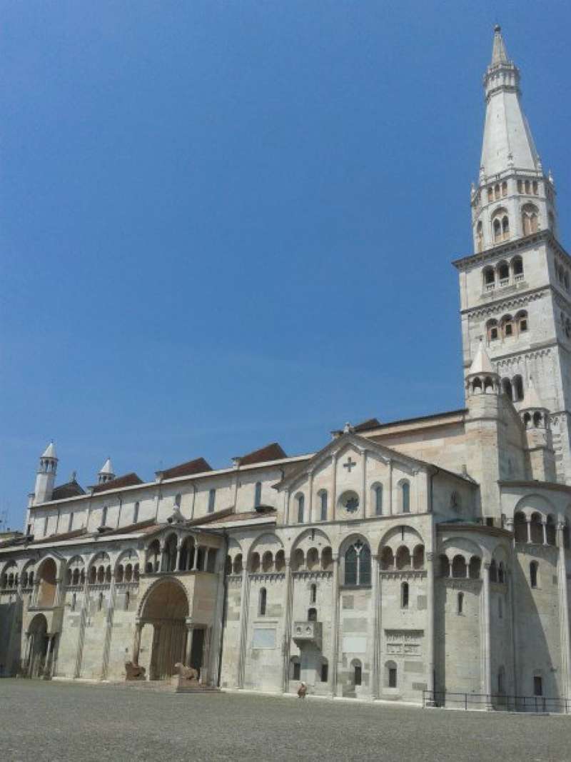 Negozio - Loc.Com. MODENA affitto  CENTRO  IMMOBILIARE 3M