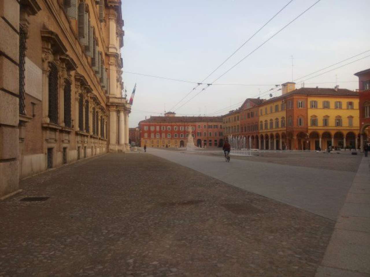 Negozio - Loc.Com. MODENA affitto  CENTRO  IMMOBILIARE 3M