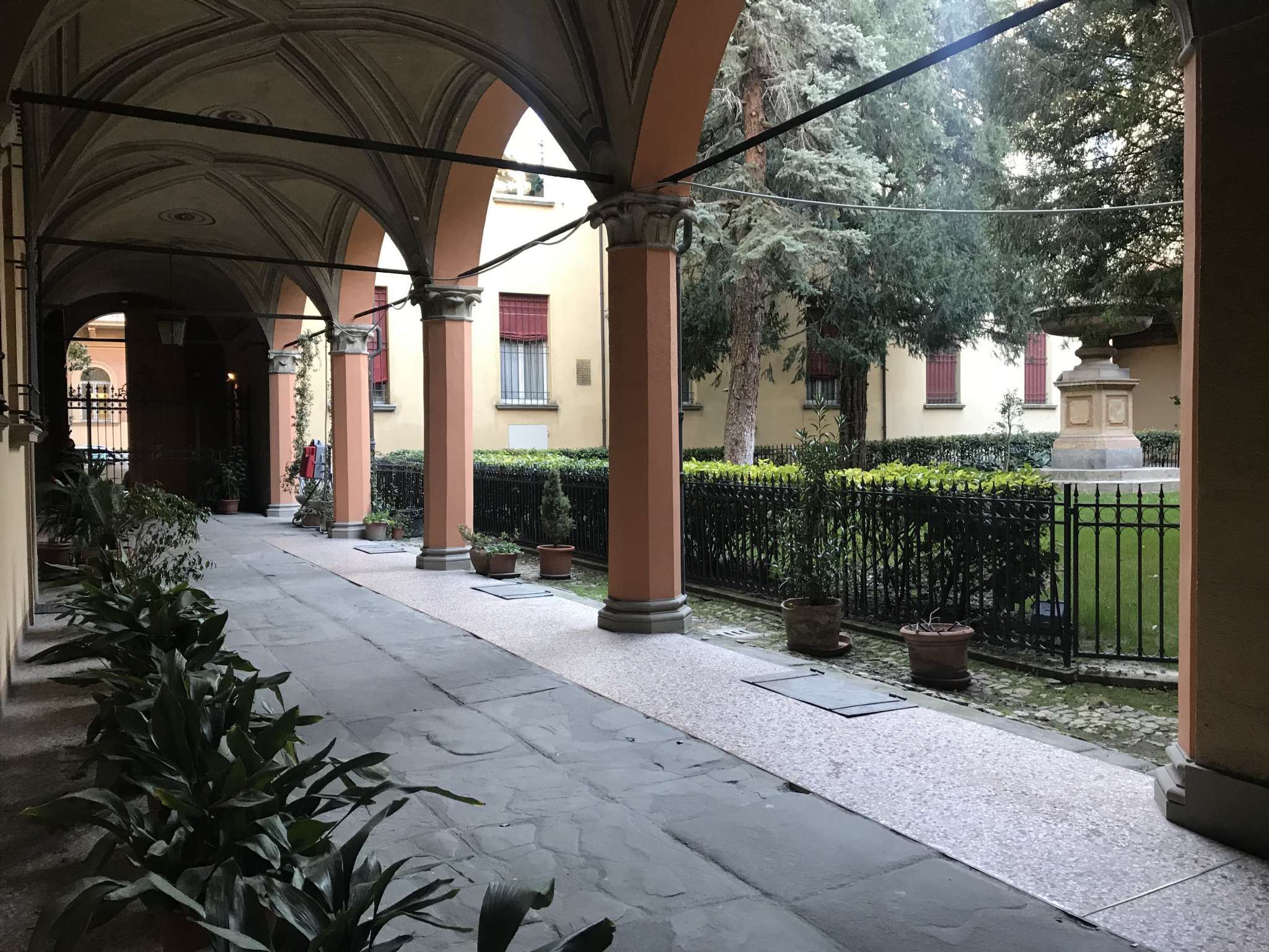  bologna affitto quart: centro storico spazio-casa-2000