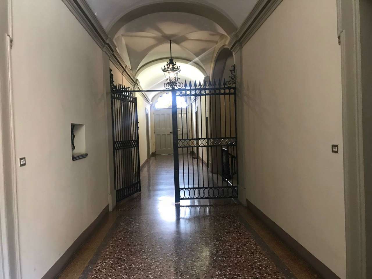 Ufficio - Loc.Com. BOLOGNA vendita  COSTA SARAGOZZA  Spazio Casa 2000