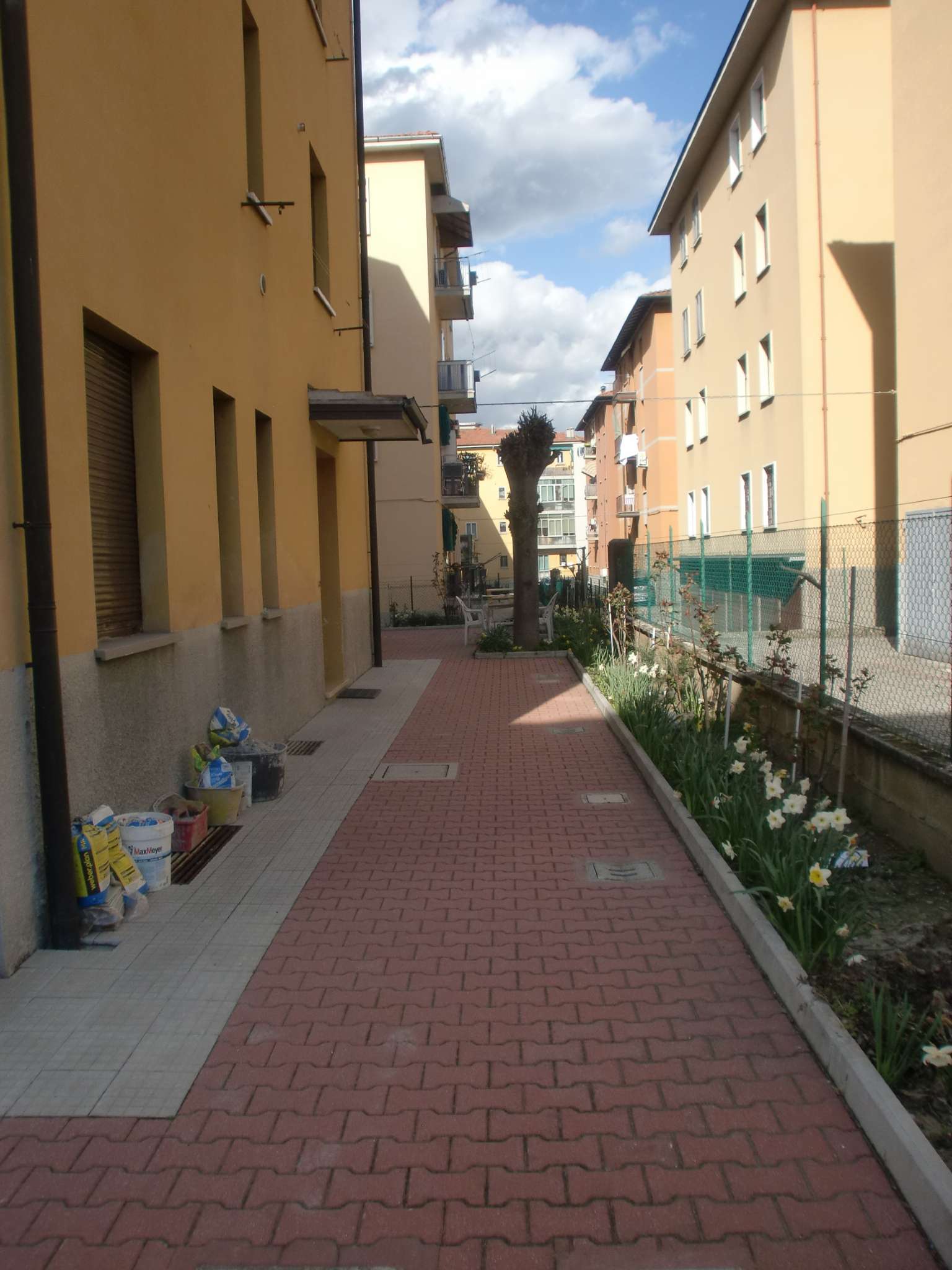  casalecchio di reno vendita quart:  spazio casa 2000