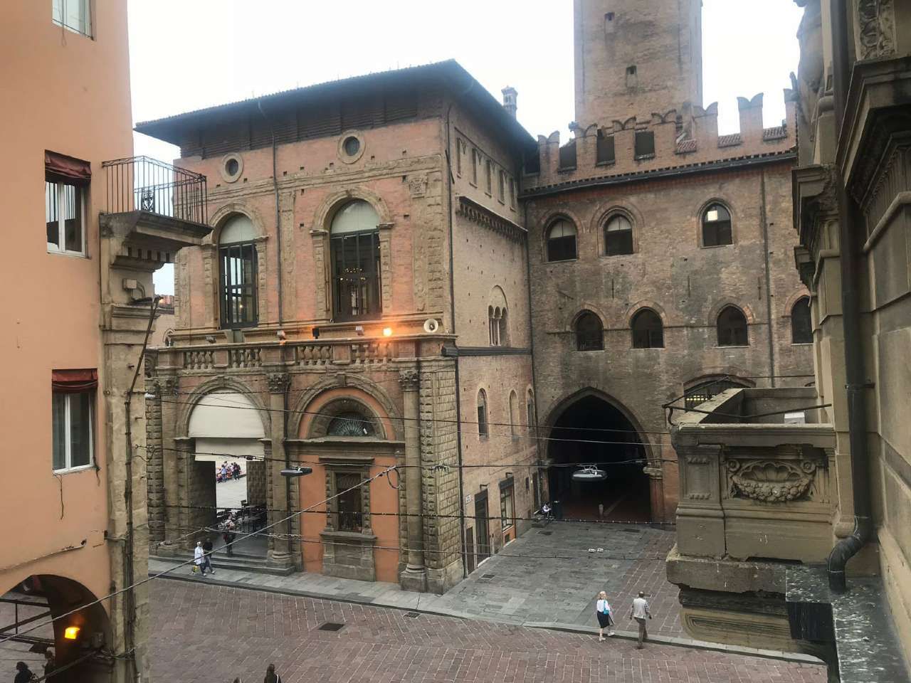  bologna affitto quart: centro storico spazio casa 2000