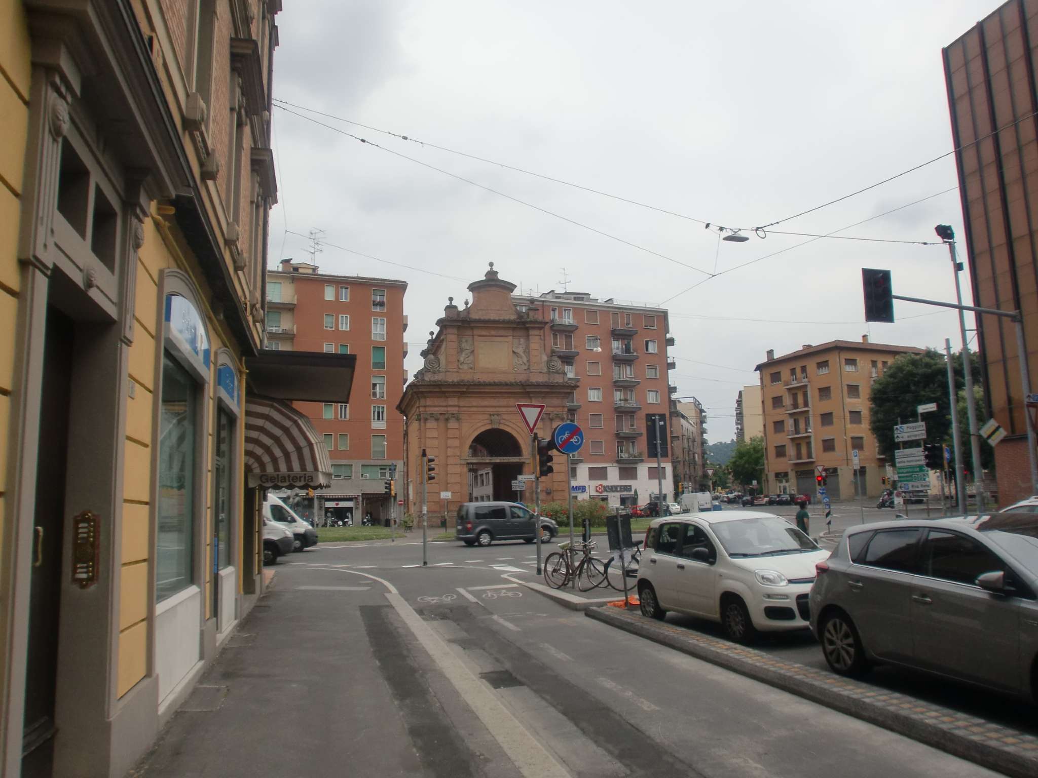 Negozio - Loc.Com. BOLOGNA affitto  LAME  Spazio Casa 2000