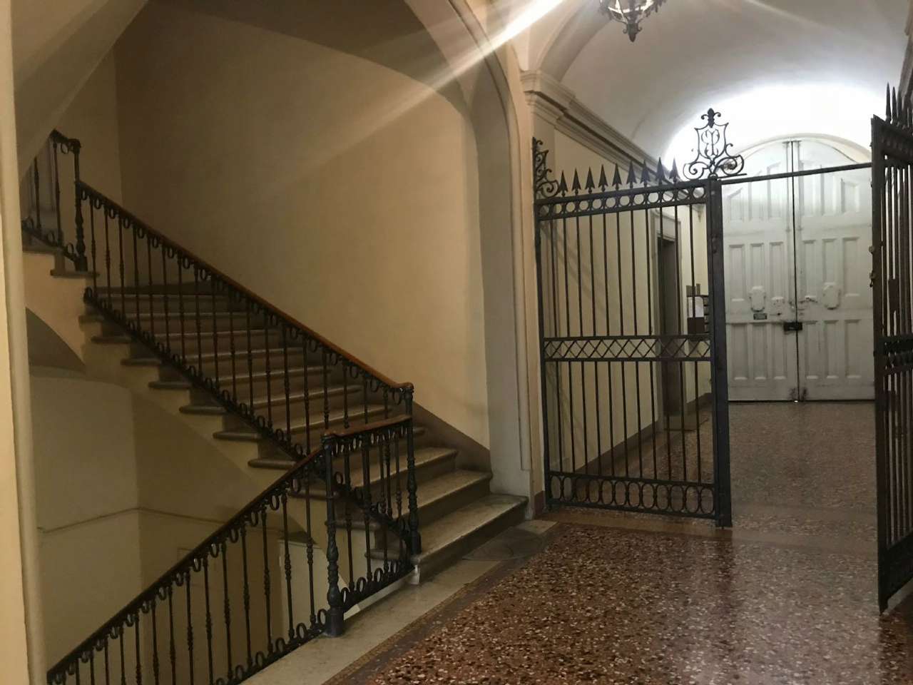 Ufficio - Loc.Com. BOLOGNA affitto  CENTRO STORICO  Spazio Casa 2000