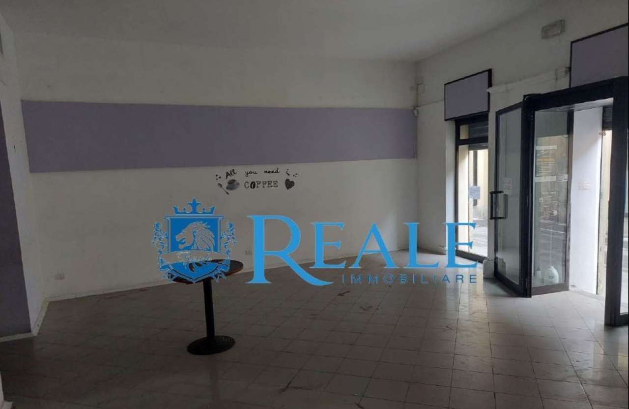 Magenta Vendita NEGOZI