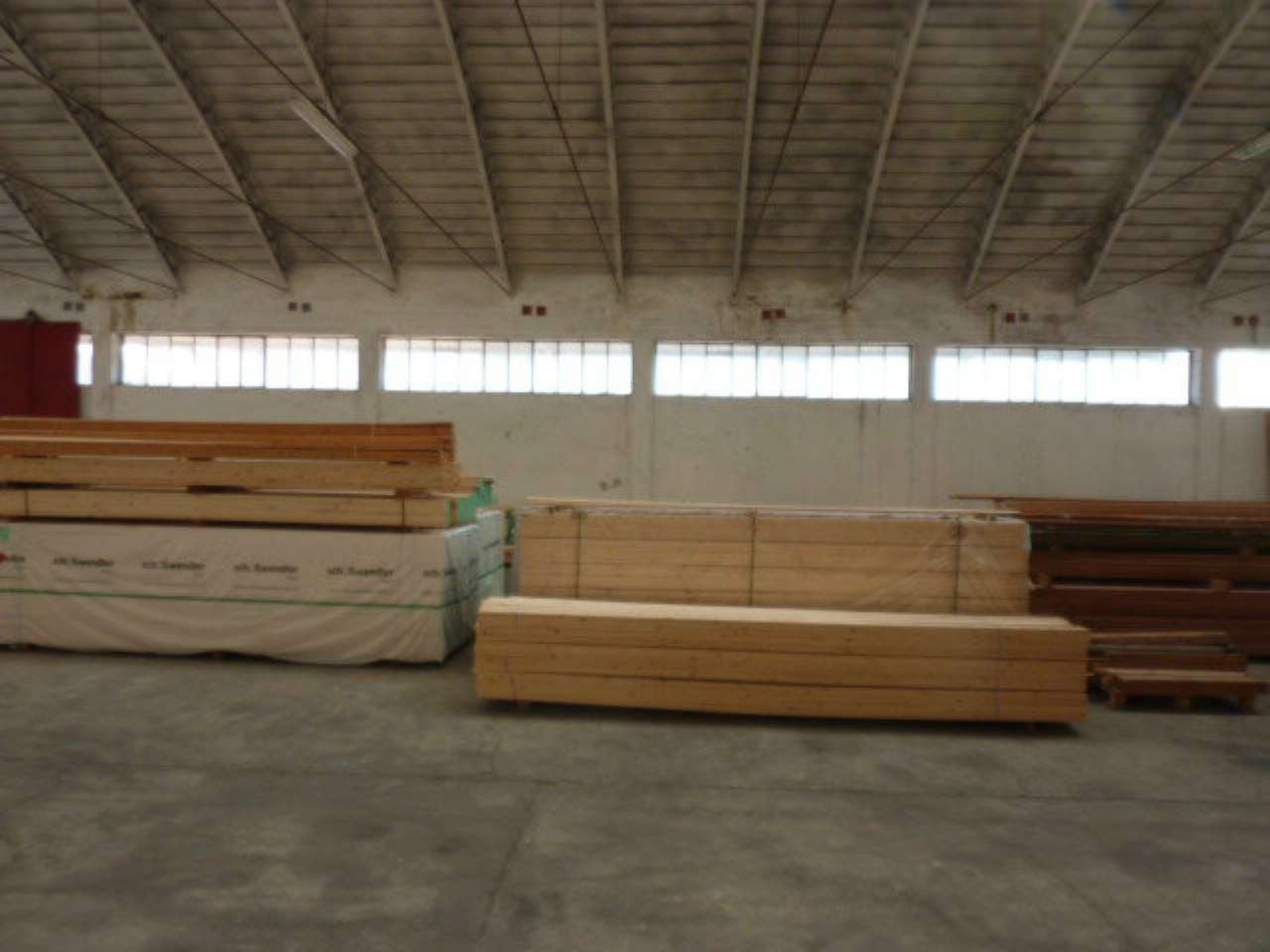 Capannoni (Tutti) PAVIA affitto   VIA FRANCESCO RISMONDO CENTRO AFFITTI