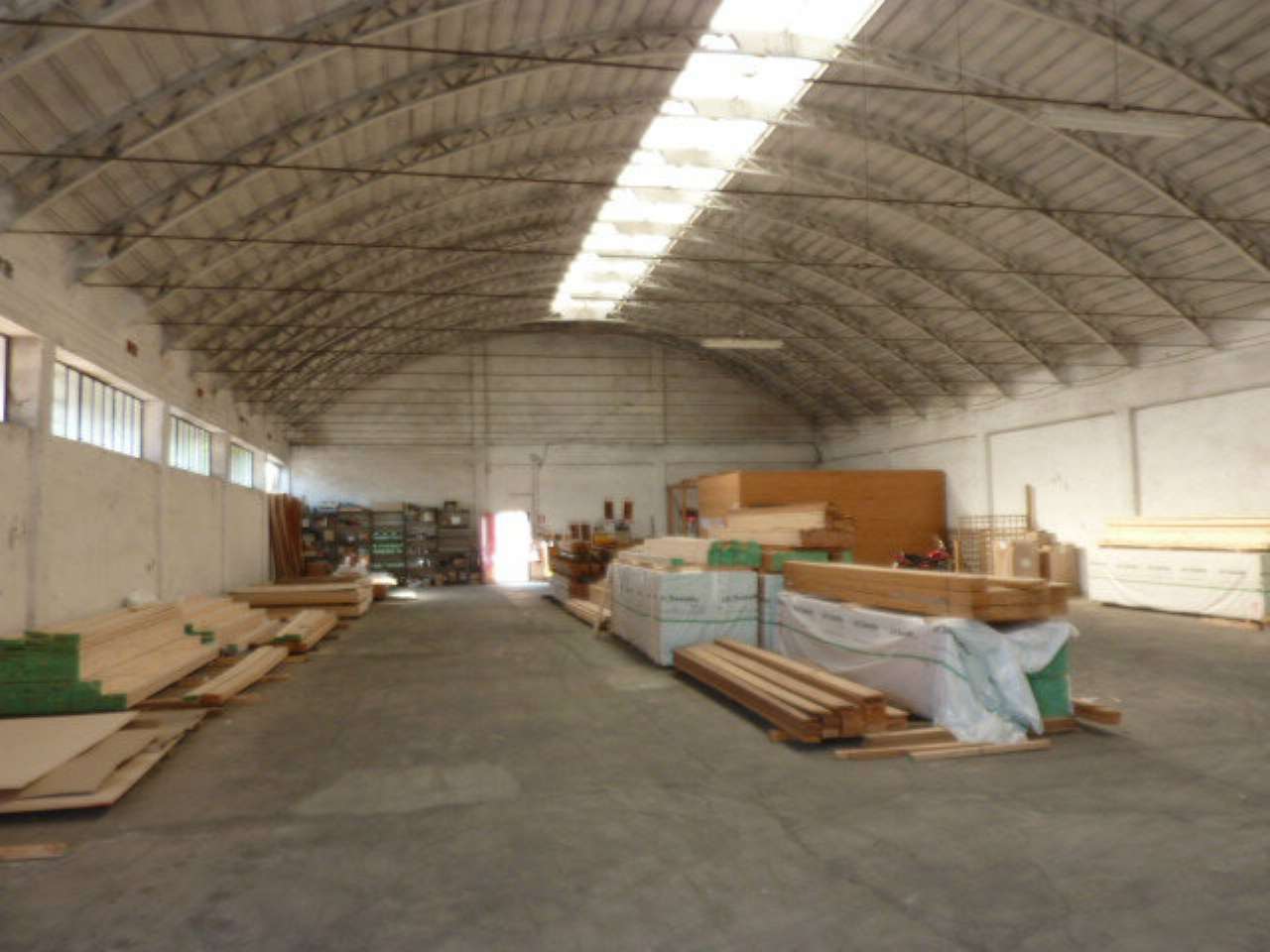 Capannoni (Tutti) PAVIA affitto   VIA FRANCESCO RISMONDO CENTRO AFFITTI