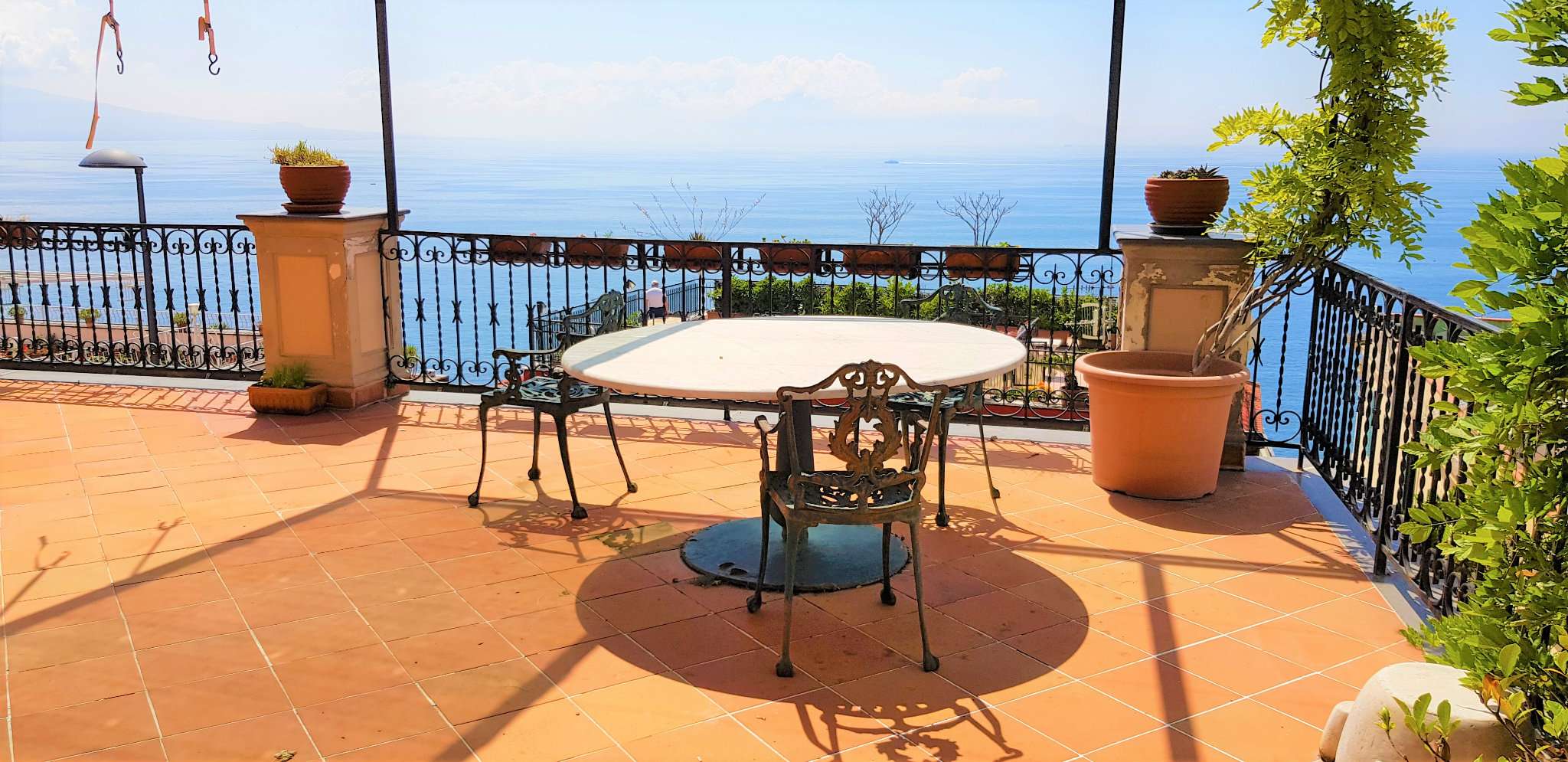 Villa Unifamiliare - Indipendente NAPOLI vendita  POSILLIPO Posillipo Zampaglione Immobiliare