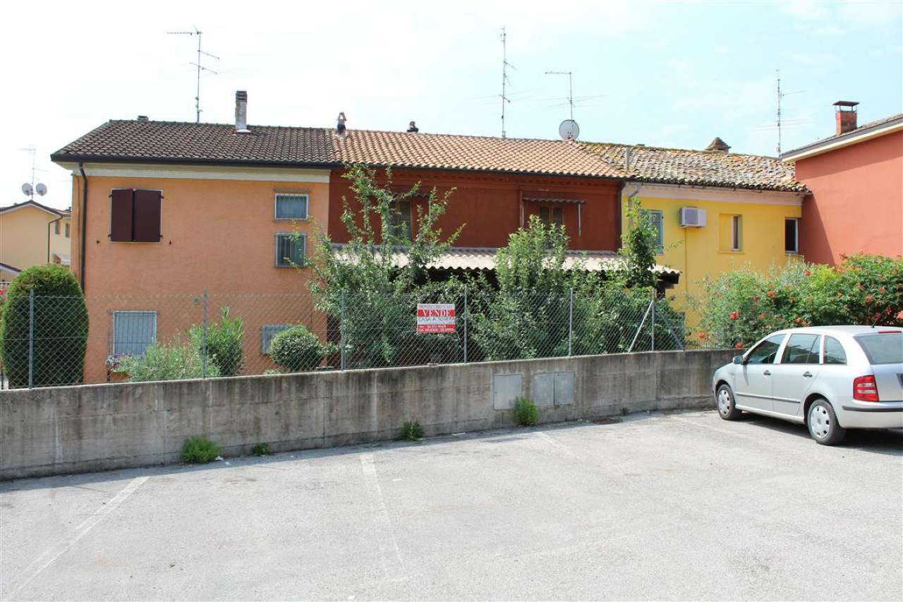  tavullia vendita quart:  montecchio casa