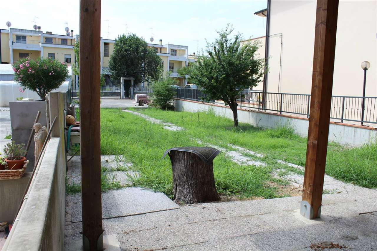 Appartamento TAVULLIA vendita   Carrate Montecchio CASA