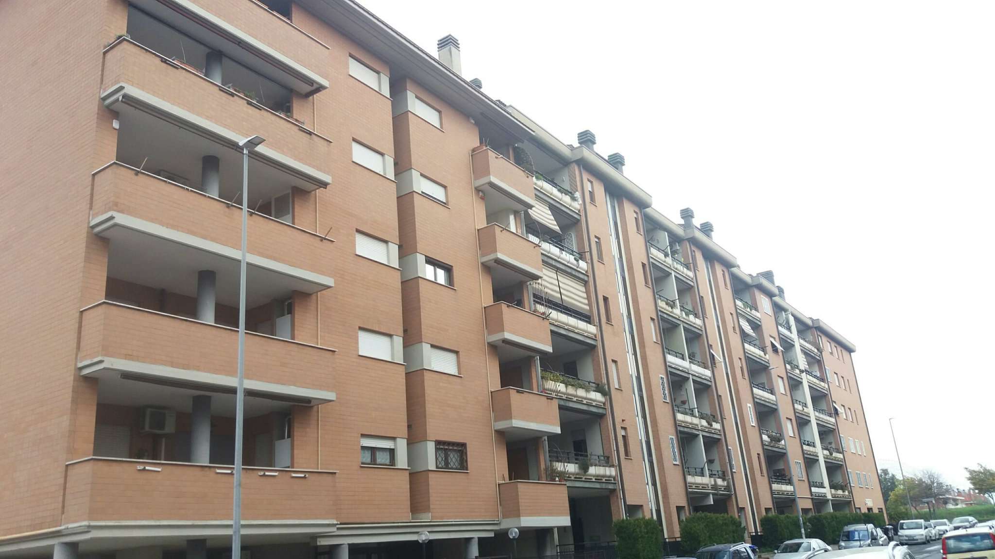 Ufficio - Loc.Com. ROMA vendita  FINOCCHIO Luigi Volpicelli Punto Immobiliare Anagnina S.A.S.