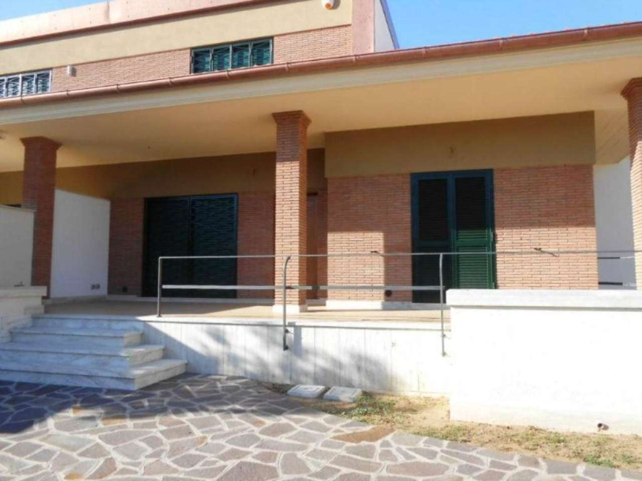  anzio vendita quart:  immobiliare giacoponi di roberto giacoponi