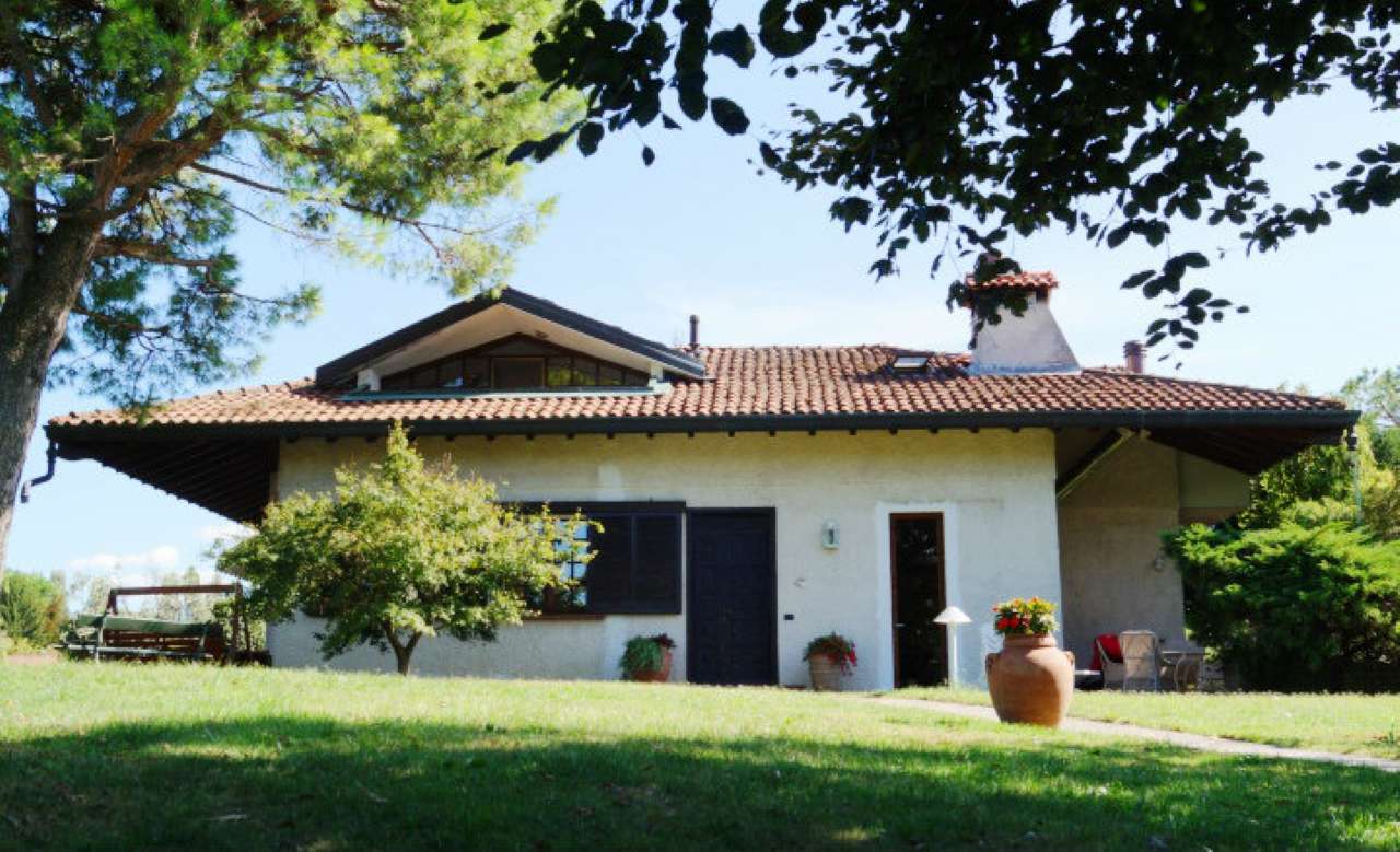 Villa Trifamiliare BODIO LOMNAGO vendita   SCEREE Sestocase Immobiliare