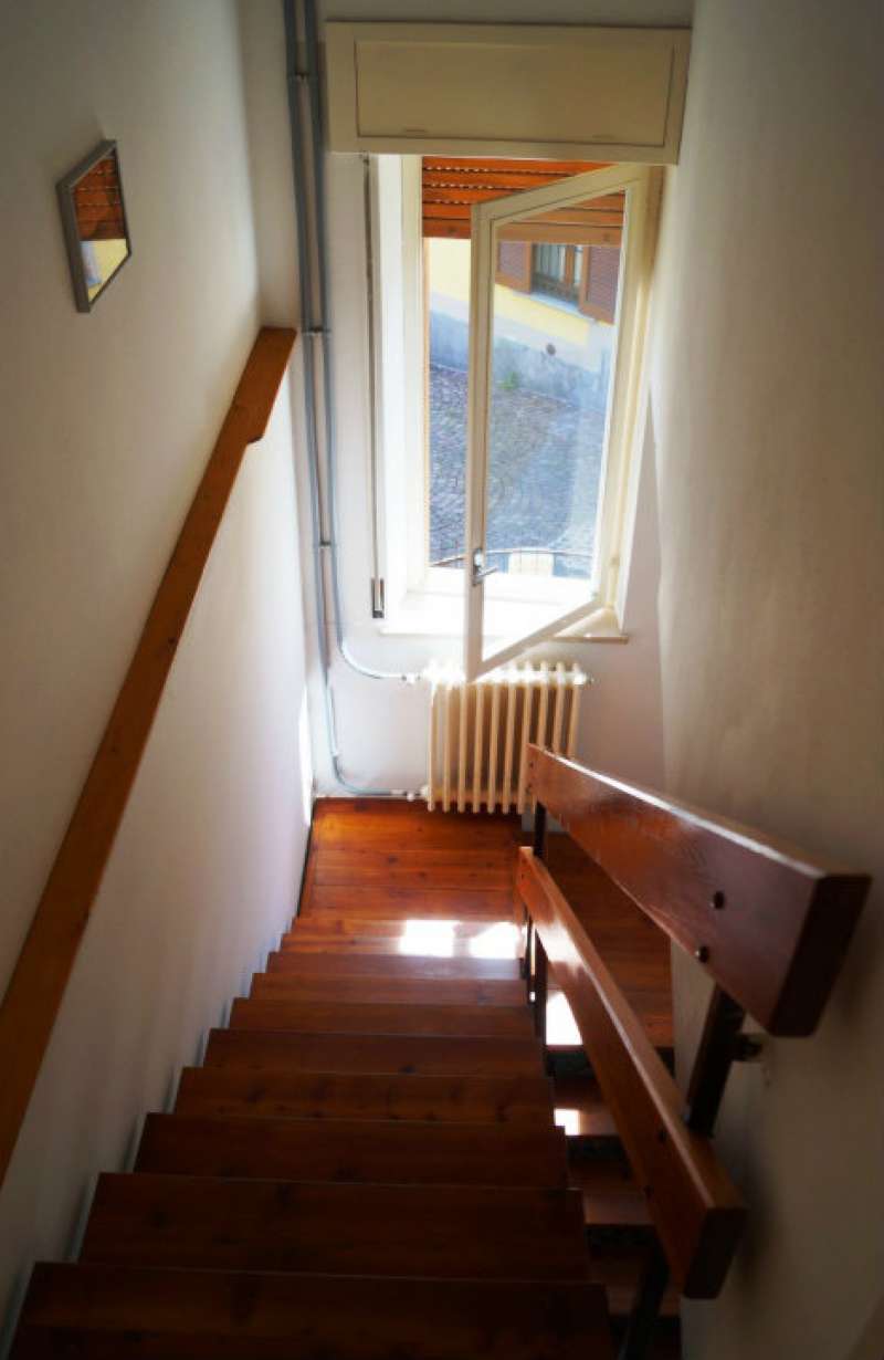 Appartamento COMABBIO vendita   AI MONTI Sestocase Immobiliare