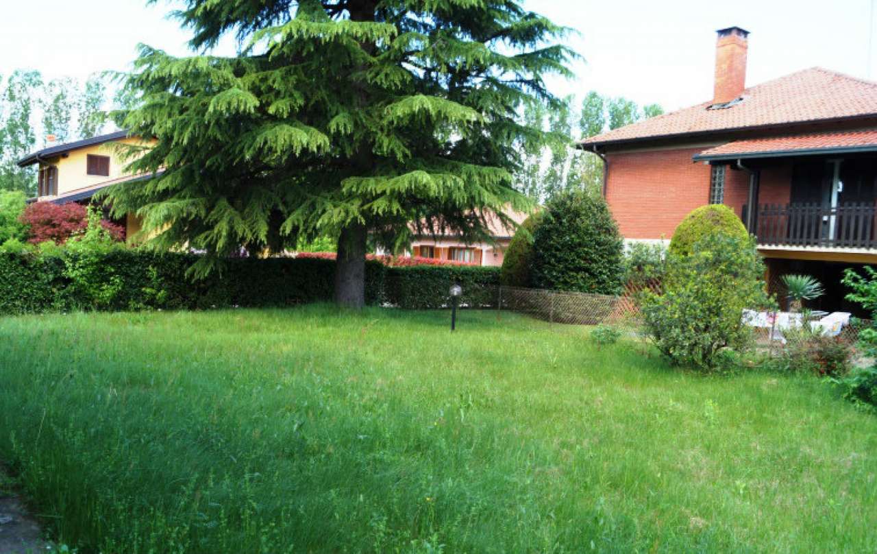 Villa Trifamiliare ISPRA vendita   DE GASPERI Sestocase Immobiliare