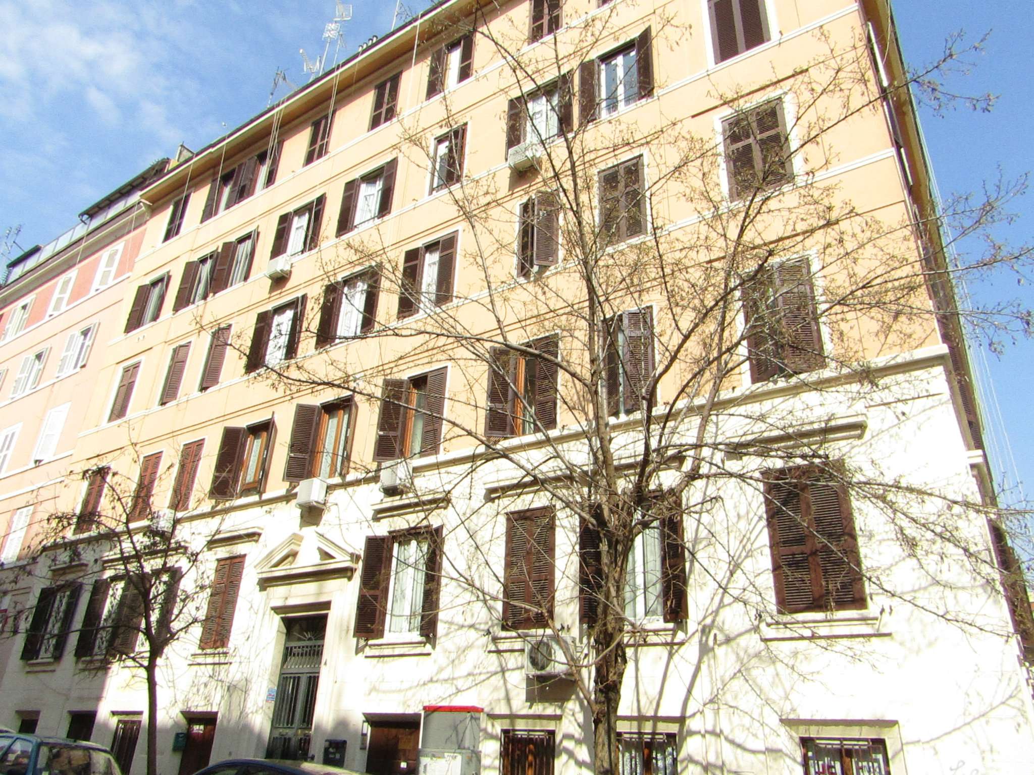  roma vendita quart: appio latino (ix mun.) topcasa immobiliare srl