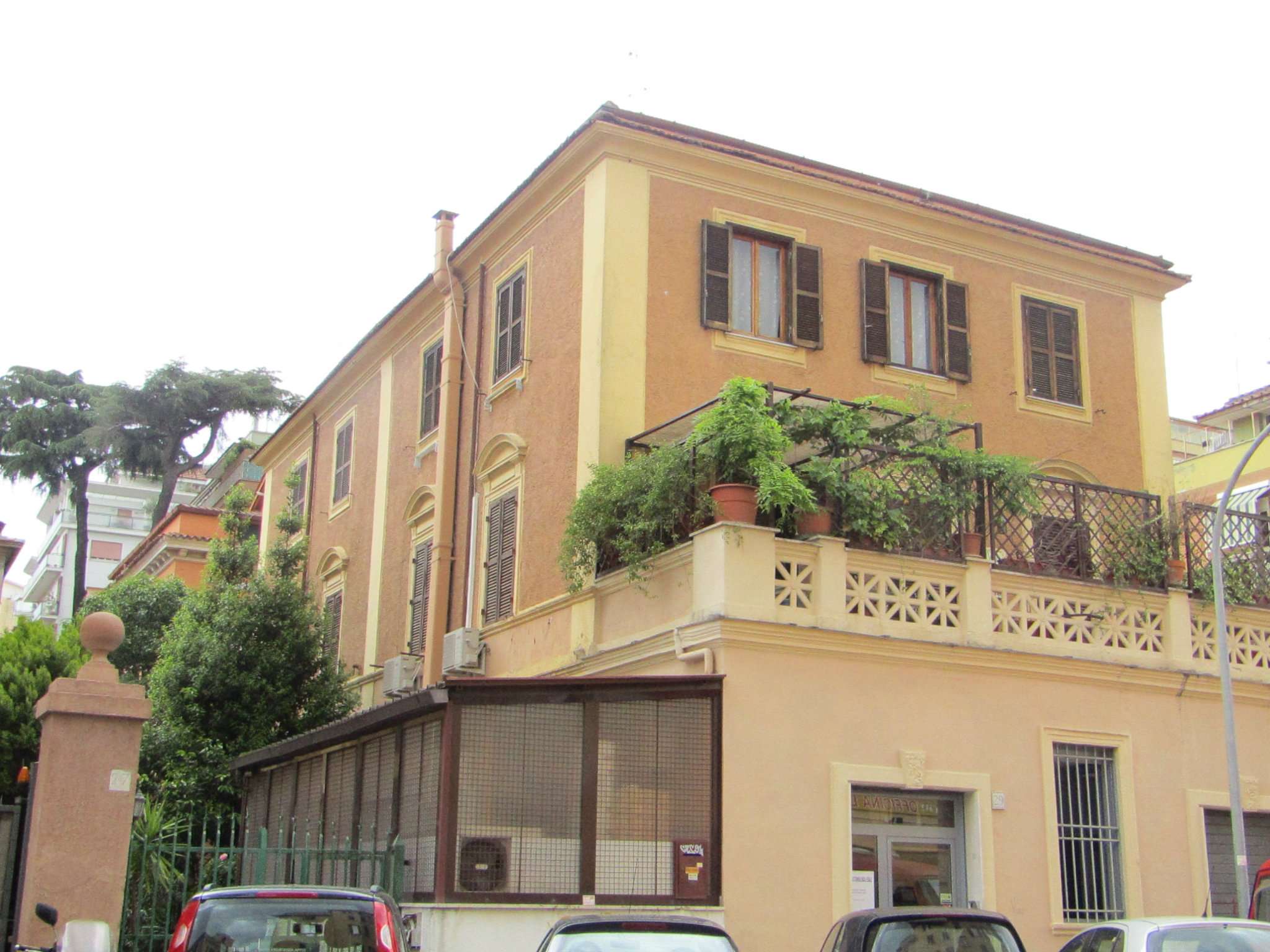 Appartamento ROMA vendita  APPIO LATINO (IX MUN.) LUIGI TOSTI TOPCASA IMMOBILIARE SRL