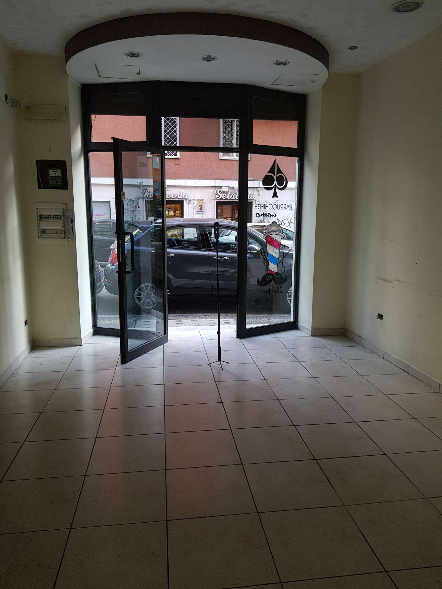 Negozio - Loc.Com. ROMA affitto  APPIO LATINO (IX MUN.) LATINA TOPCASA IMMOBILIARE SRL