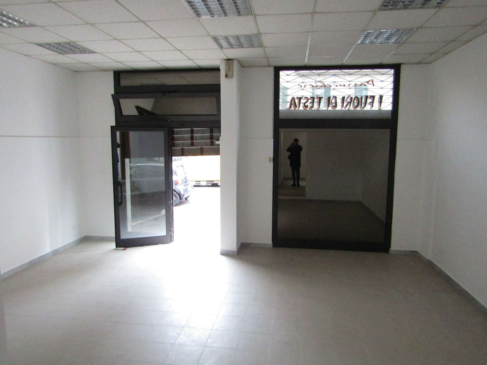 Negozio - Loc.Com. ROMA affitto  APPIA NUOVA GINO CAPPONI TOPCASA IMMOBILIARE SRL