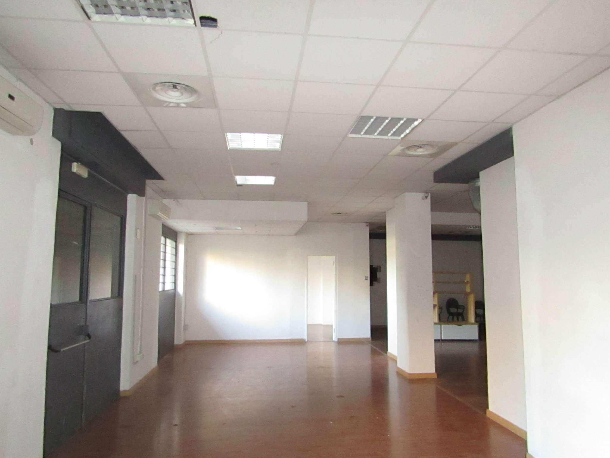 Negozio - Loc.Com. ROMA affitto  MARCONI ATTILIO PECILE TOPCASA IMMOBILIARE SRL