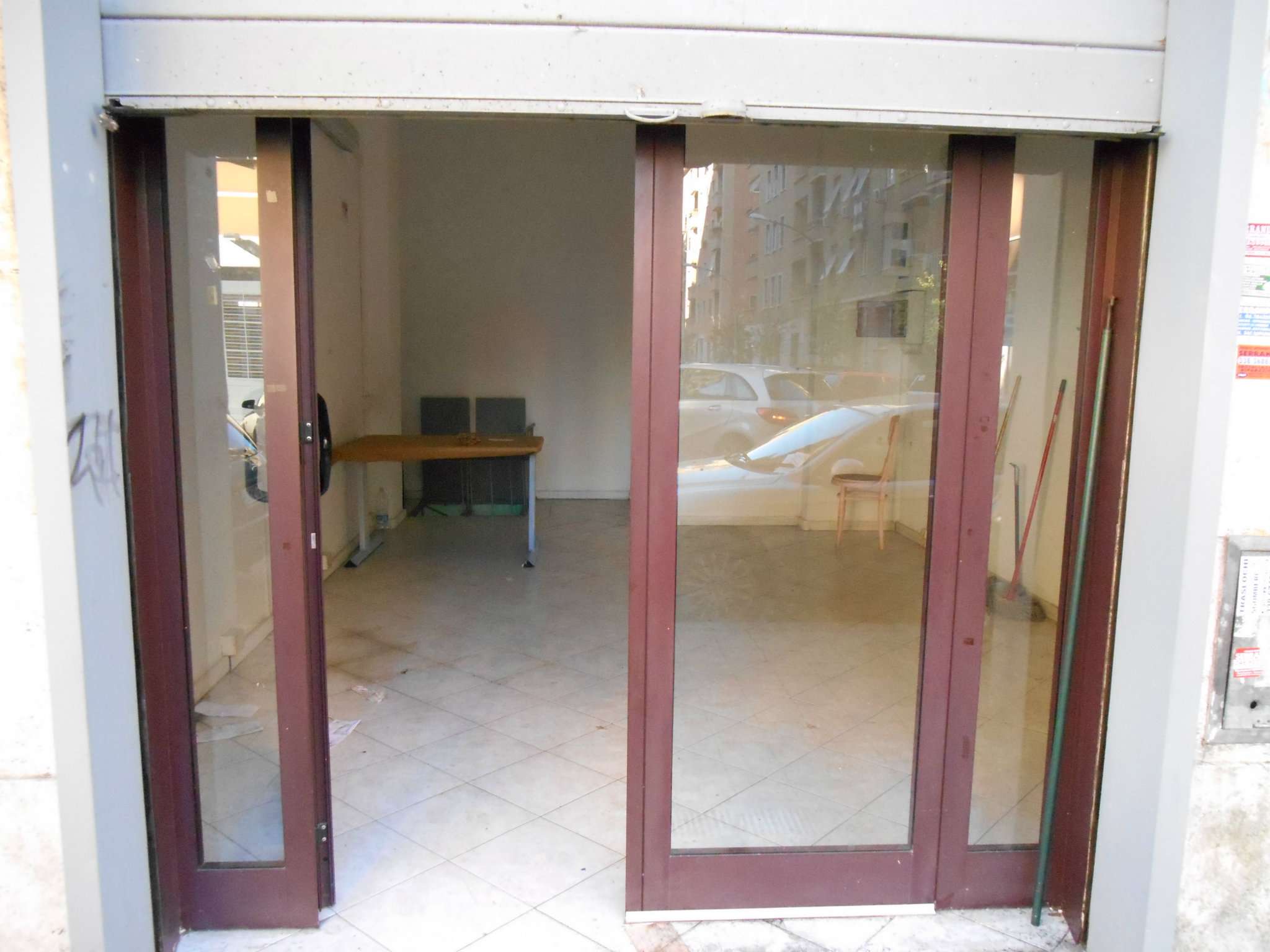 Negozio - Loc.Com. ROMA affitto  APPIA NUOVA EURIALO TOPCASA IMMOBILIARE SRL