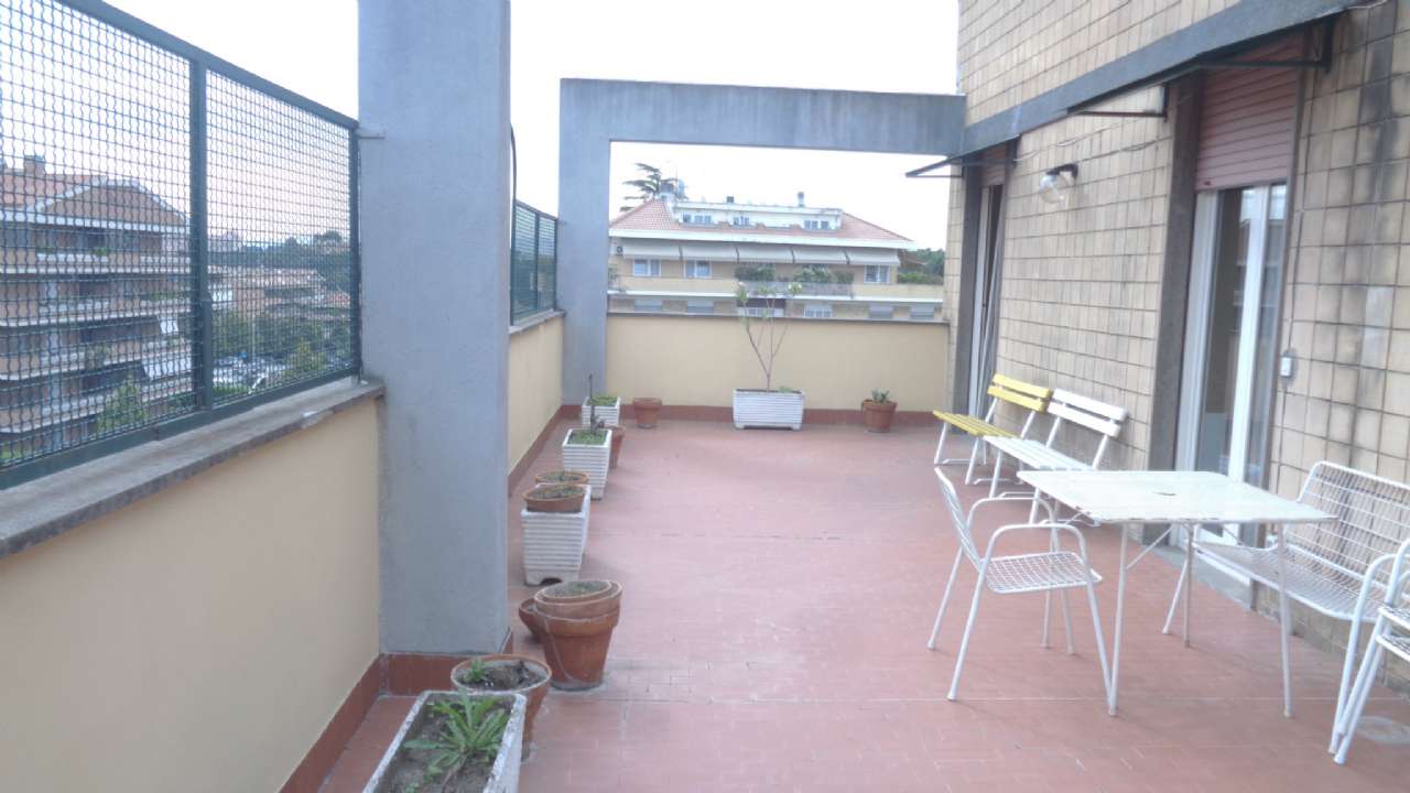 Appartamento ROMA vendita  AURELIO (XVIII MUN.) AURELIA TOPCASA IMMOBILIARE SRL