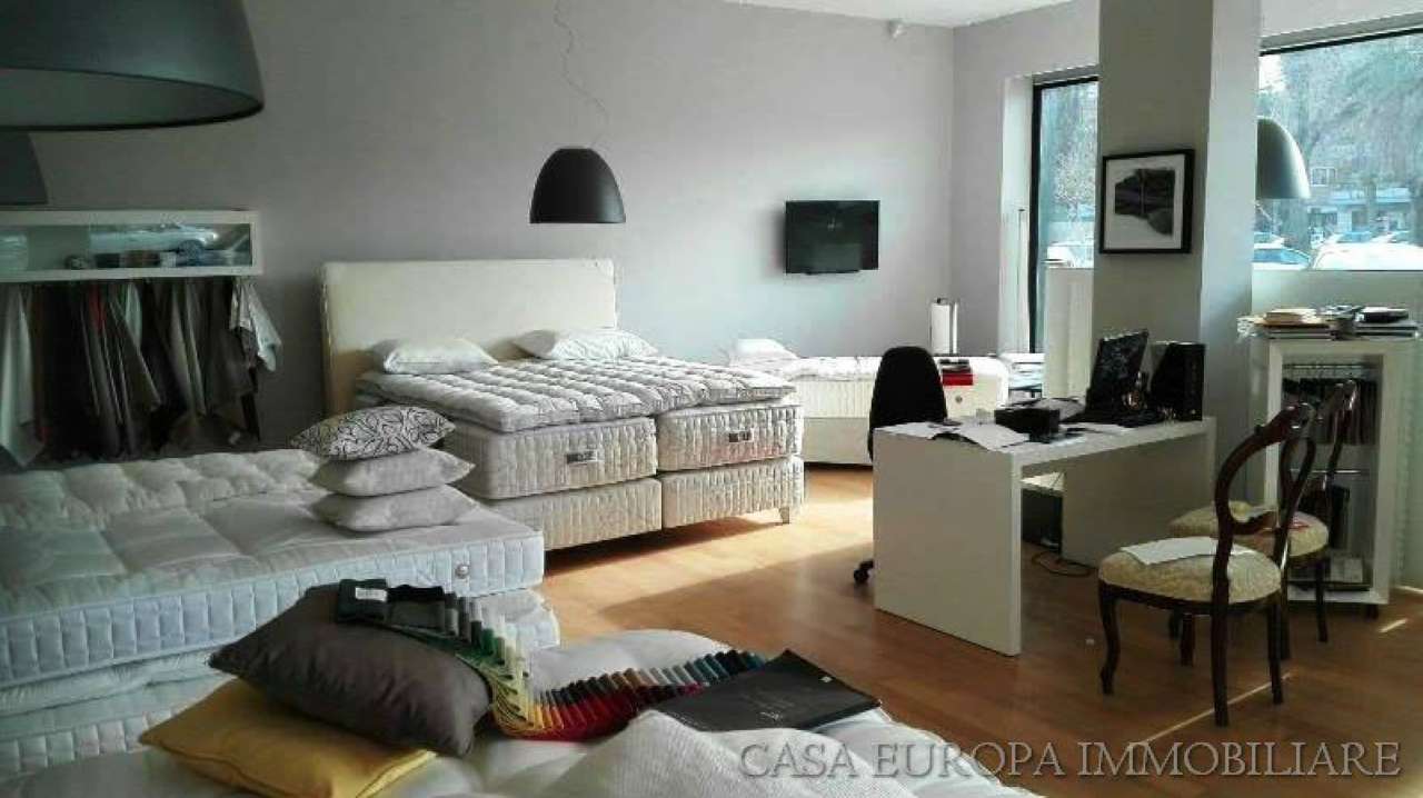 Negozio - Loc.Com. ROMA vendita  LIDO DI OSTIA LEVANTE Isole del Capoverde Casa Europa Immobiliare