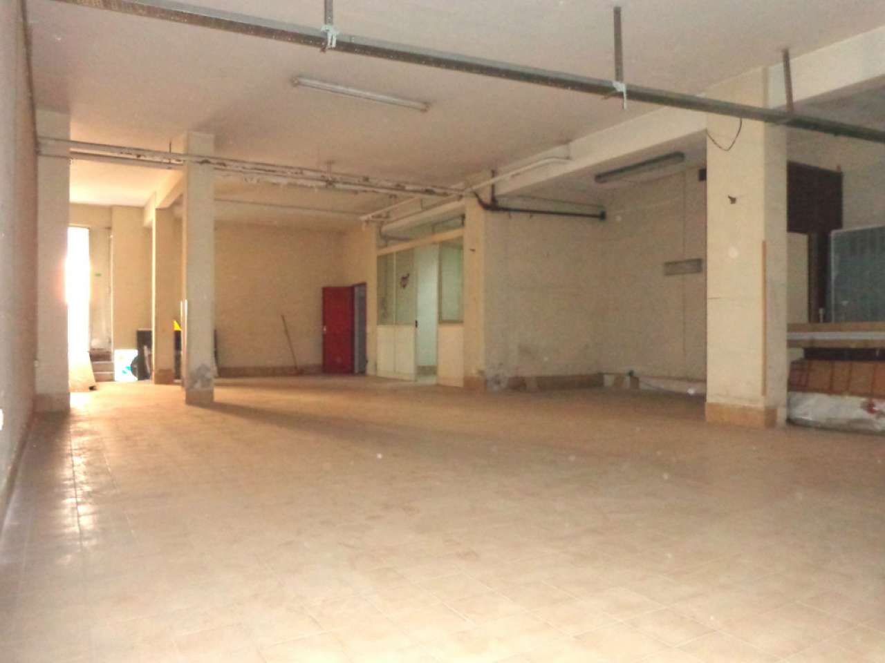 Negozio - Loc.Com. ROMA vendita  BRAVETTA francesco vettori Immobiliare Casa Roma srl