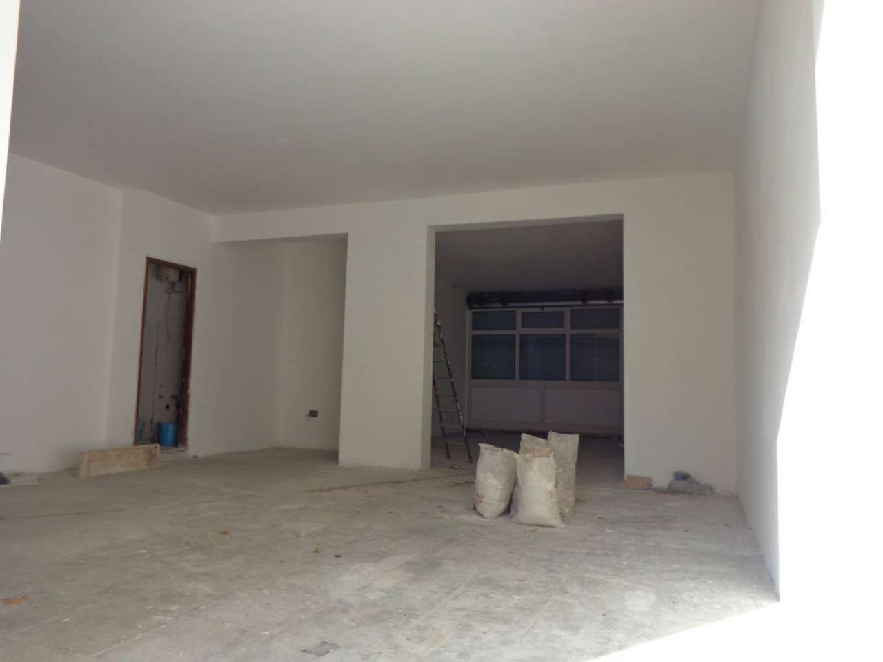 Negozio - Loc.Com. ROMA vendita  OTTAVIA della stazione di ottavia Immobiliare Casa Roma srl