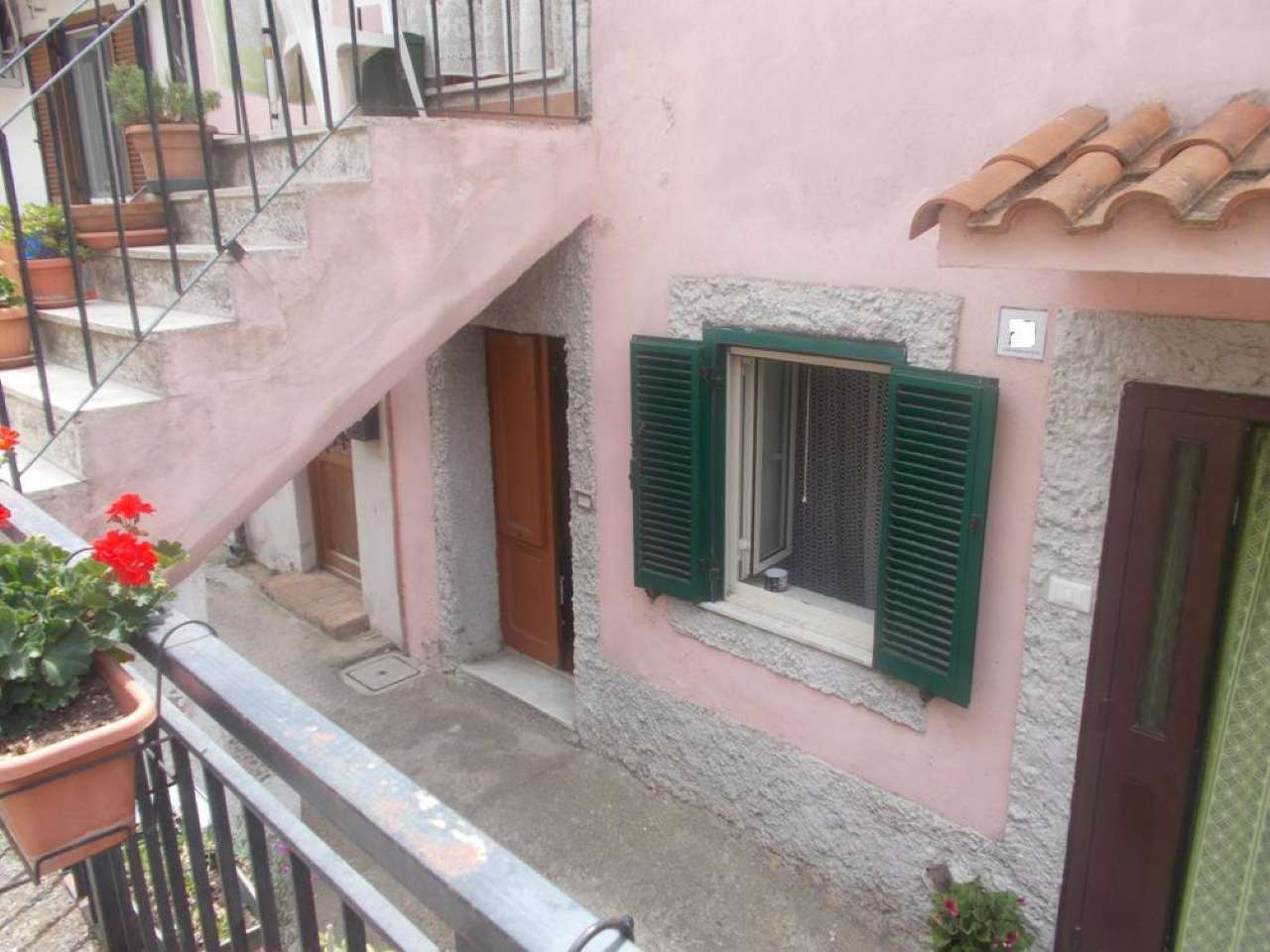  allumiere vendita quart:  immobiliare-casa-roma-srl