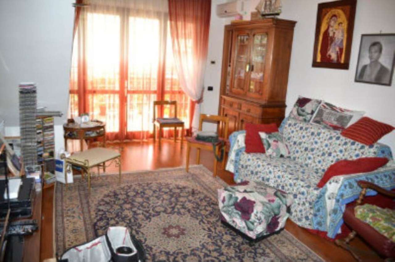 Appartamento ROMA vendita  SELVA CANDIDA via verginia tonelli Immobiliare Casa Roma srl