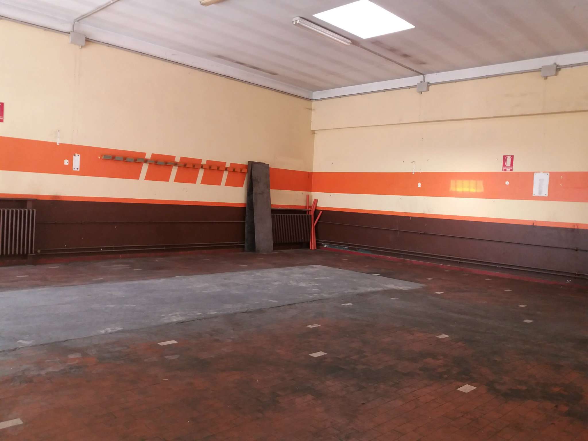 Capannoni (Tutti) TORINO vendita  PARELLA SERVAIS Sherlock Holmes Immobiliare