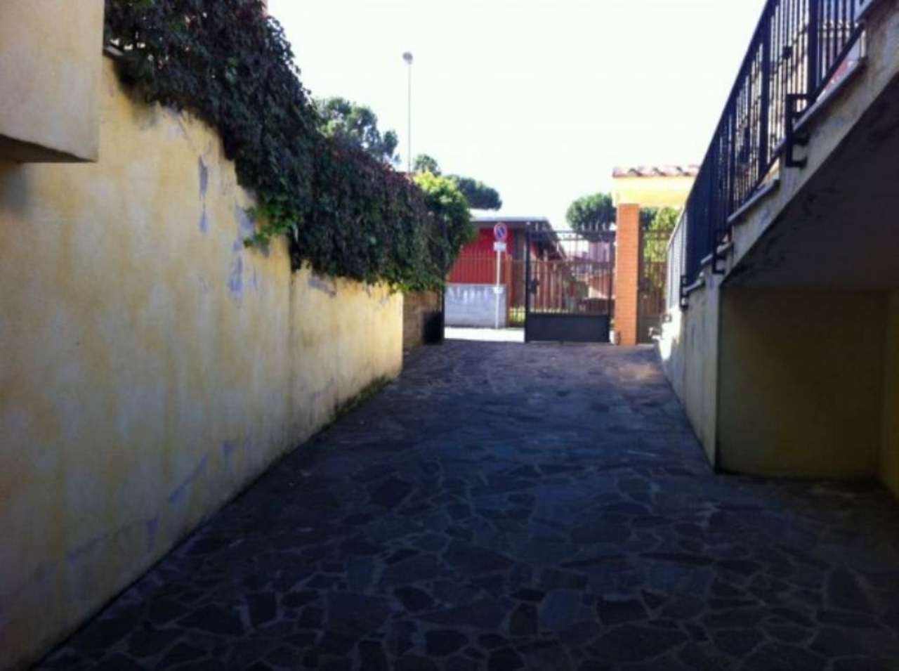 Villa Affiancata - Schiera ROMA vendita  BORGHESIANA (ZONA DELLA VIII MUN.) Motta Camastra Studio Legale Immobiliare