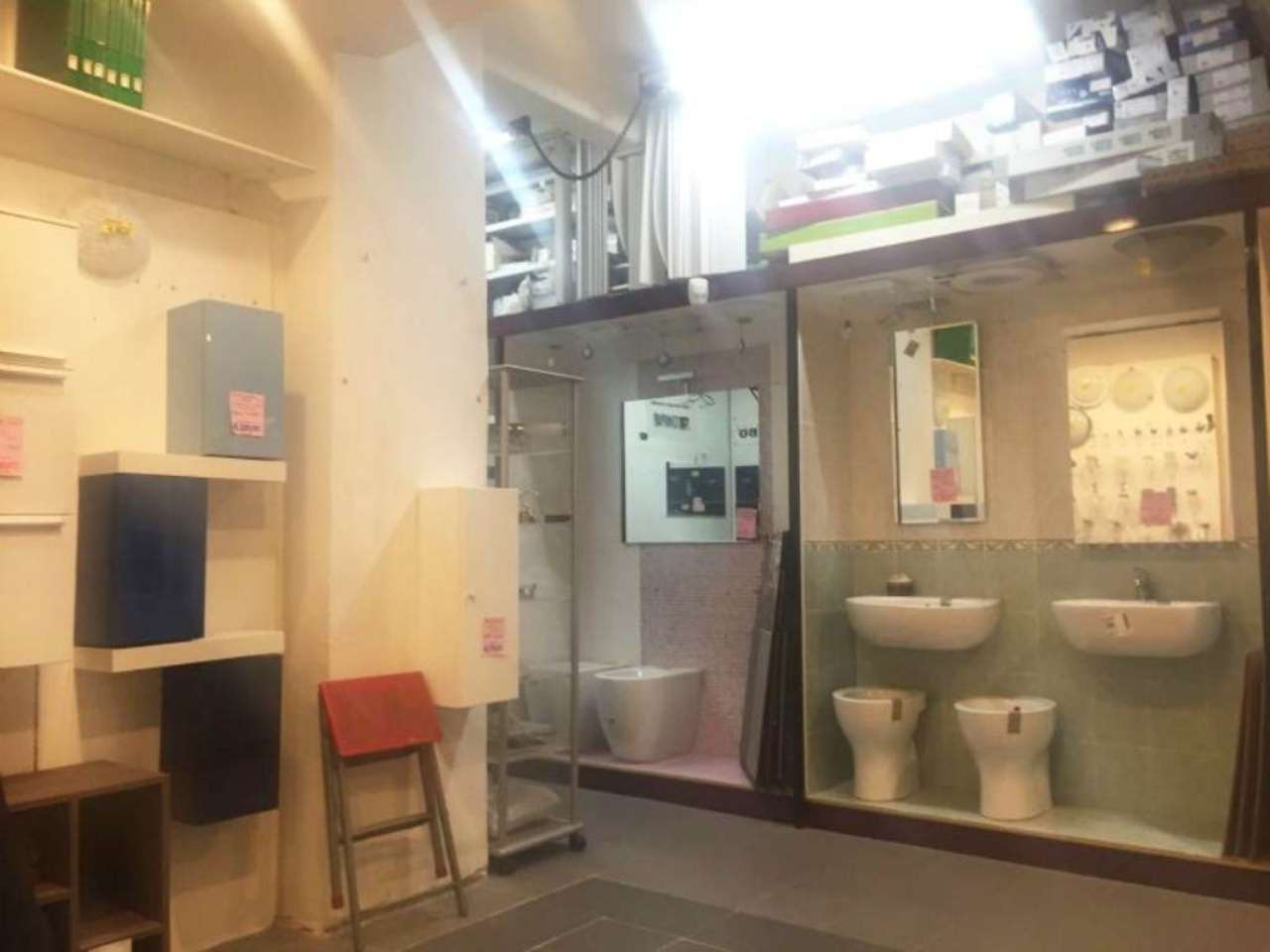 Negozio - Loc.Com. ROMA vendita  NOMENTANO  Padova Studio Legale Immobiliare
