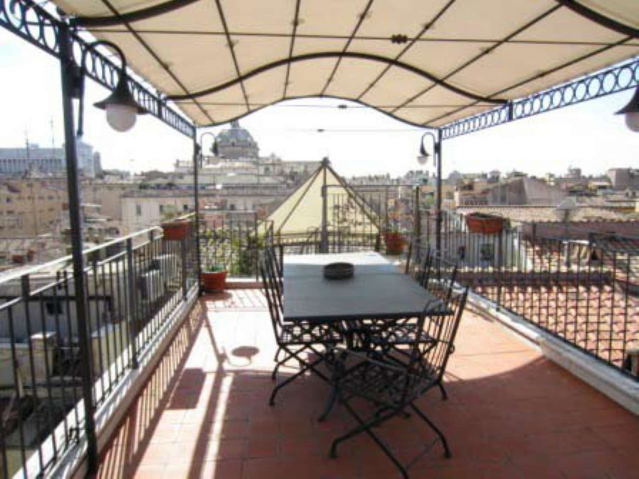 Attico ROMA affitto  Centro storico Via Pie di Marmo Croft Rome Properties