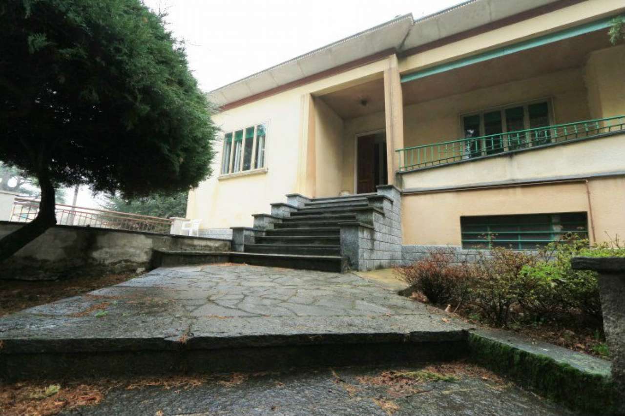 Villa GERENZANO vendita   Ugo Foscolo MARCO IMMOBILIARE