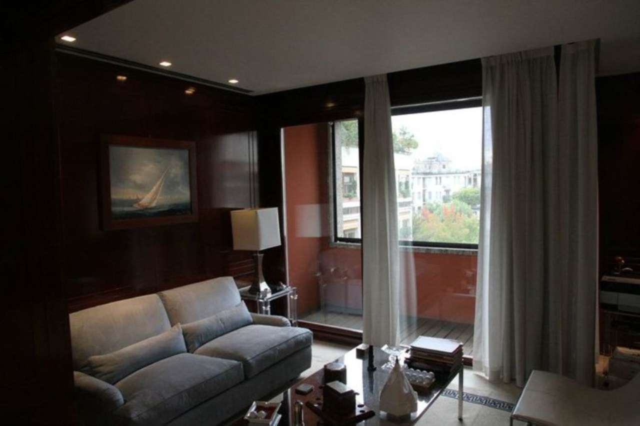 Appartamento MILANO vendita  CENTRO STORICO Turati S.B.F. SERVIZI IMMOBILIARI S.R.L.