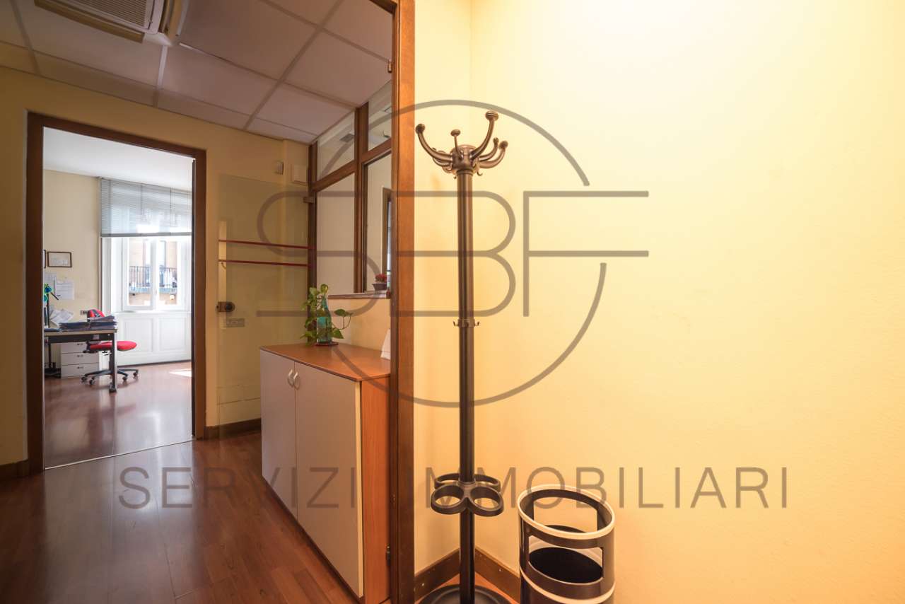 Appartamento MILANO vendita  FIERA Via Londonio S.B.F. SERVIZI IMMOBILIARI S.R.L.